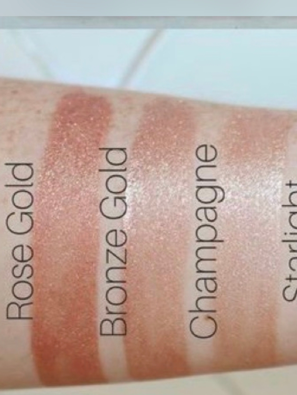 Revolution Bronze Gold Liquid Highlighter - Picture 4 of 4